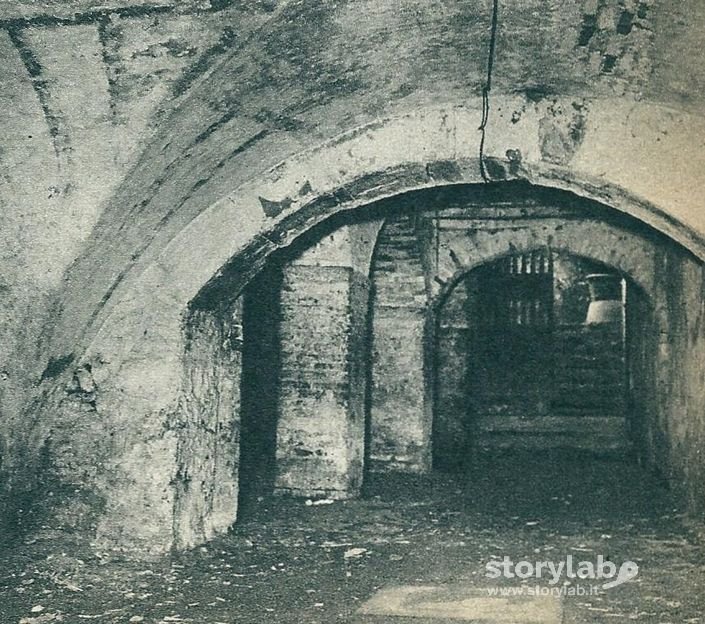 Sotterranei Della Domus Suardorum Ai Piedi Della Torre Civica