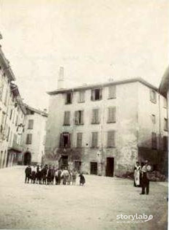 Casa del vecchio maglio in Borgo Santa Caterina