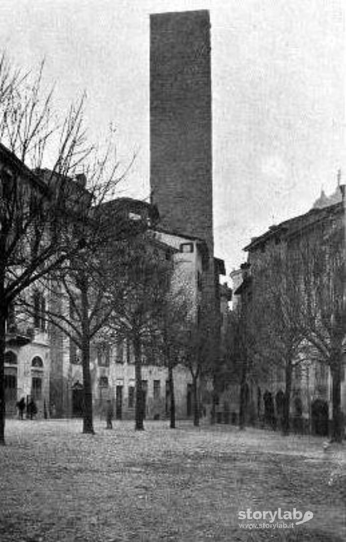 Torre del Gombito 1935