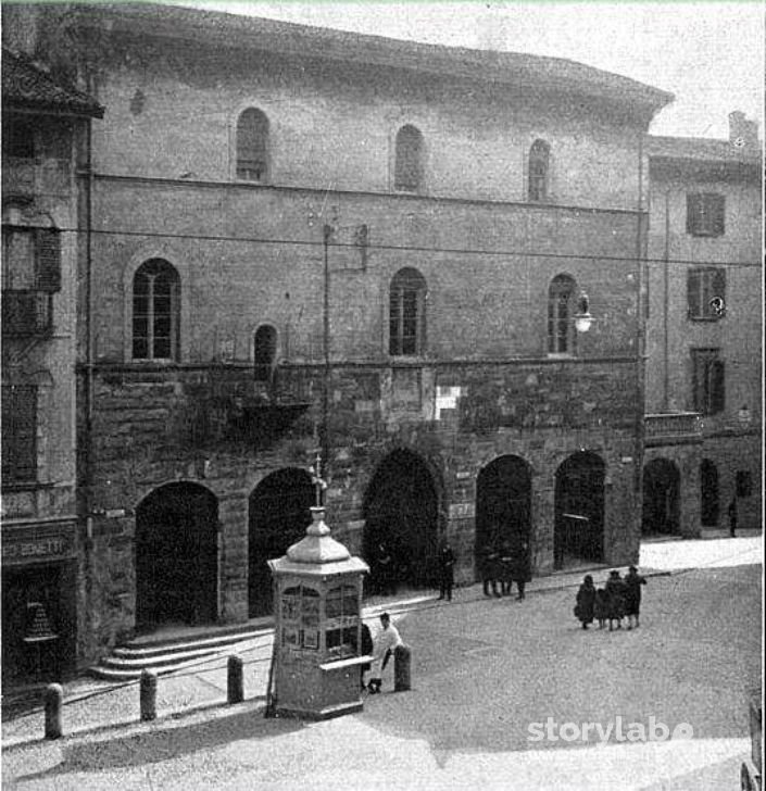 Piazza Mercato delle Scarpe 1927