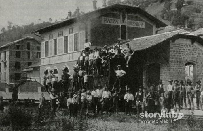 Stazione di Piazza Brembana