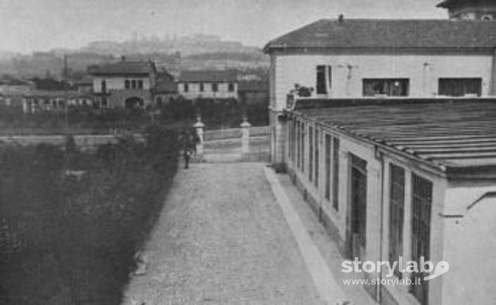 Tipografia Savoldi in via Ghislandi 1925