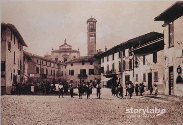 Spirano, Piazza Libertà