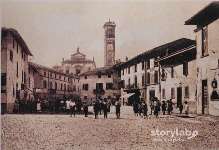 Spirano, Piazza Libertà