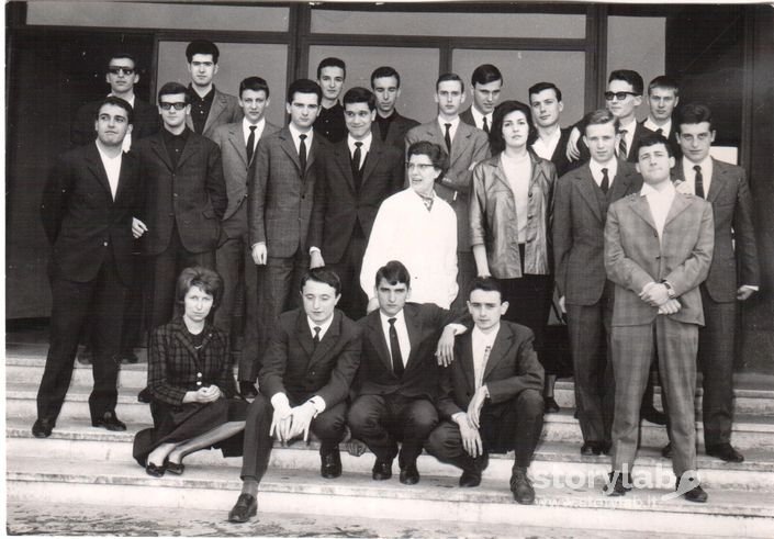 Classe 3B Liceo Scientifico Lussana Bergamo anno scol. 1960-61