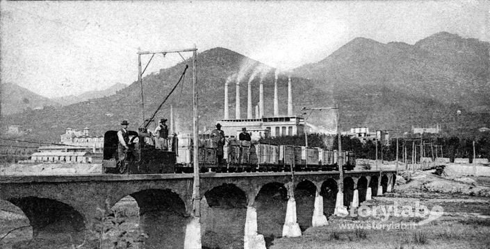 Alzano ponte sul Serio con treno materiali Italcementi