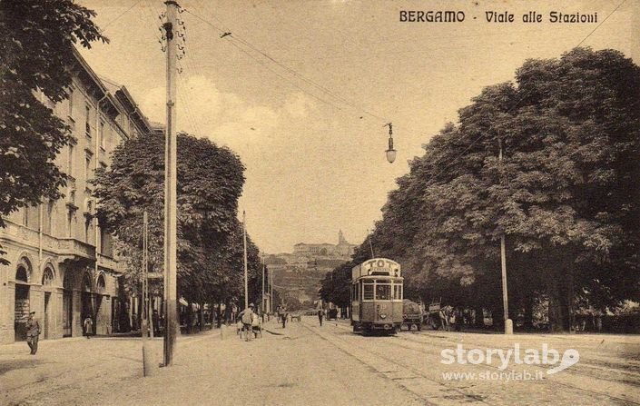 Bergamo viale alle Stazioni cartolina