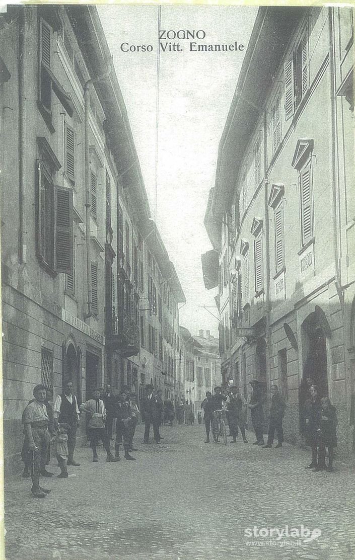 Corso Vittorio Emanuele  a Zogno