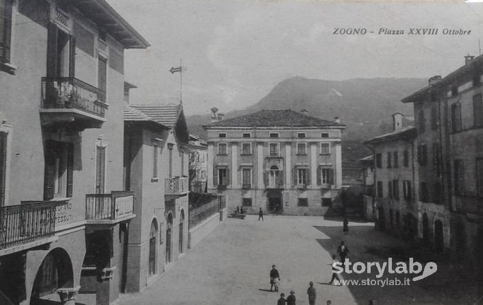 Zogno, Piazza Italia