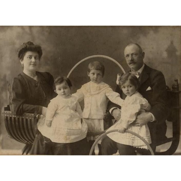 Famiglia Fuzier, Bergamo, 1908 