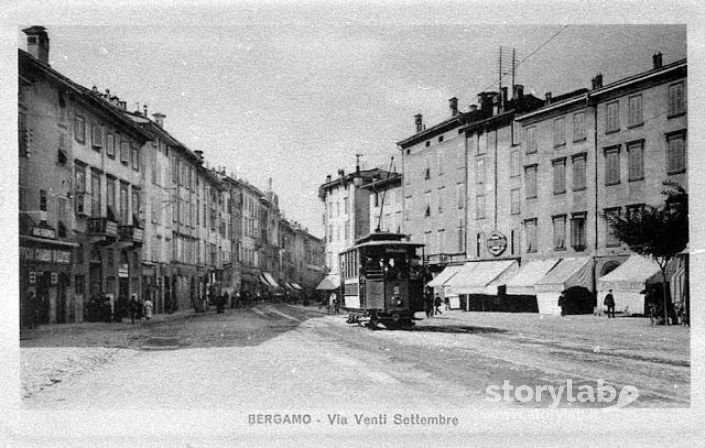 Tram Elettrico In Via Xx Settembre (Inizi Xx Sec.)