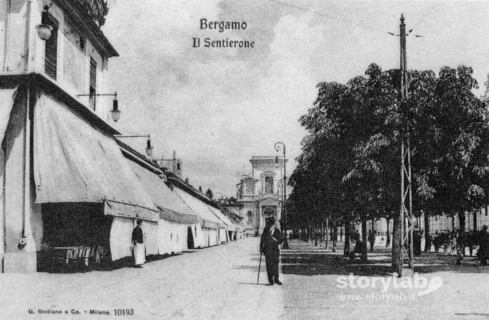 Il Sentierone Nel 1920, Con I Suoi Quattro Famosi Caffè (D. Lucchetti - Bergamo Nelle Vecchie Cartoline)