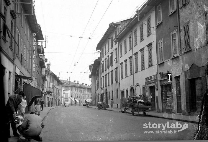 Bergamo, Borgo S. Caterina.