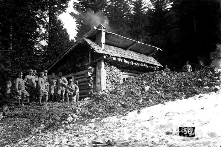 Soldati In Montagna