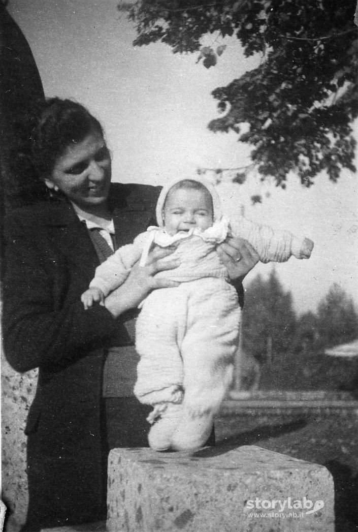 Rosanna Con La Mamma