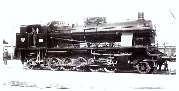 F.V.S. Locomotiva N° 51 Al Capolinea In Bergamo