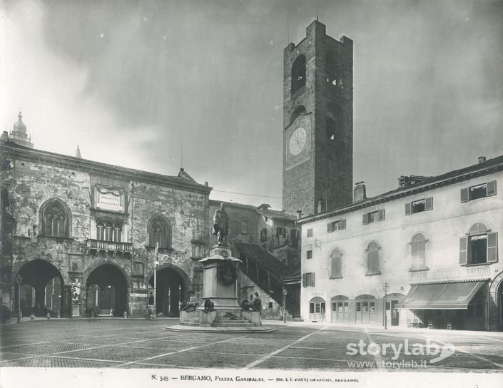 Piazza Vecchia