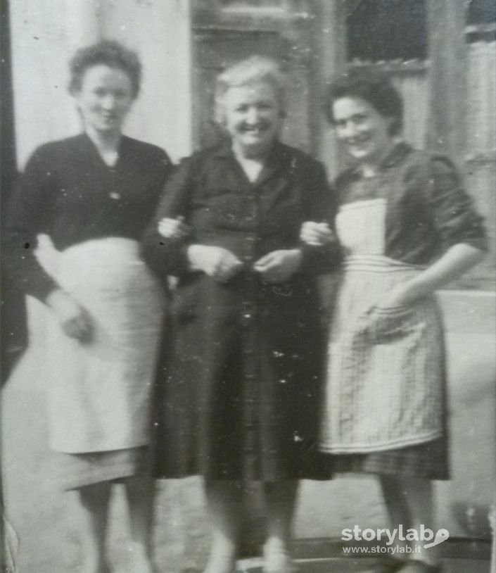 Anni 60 Elisa Con Albina E Mamma Angela