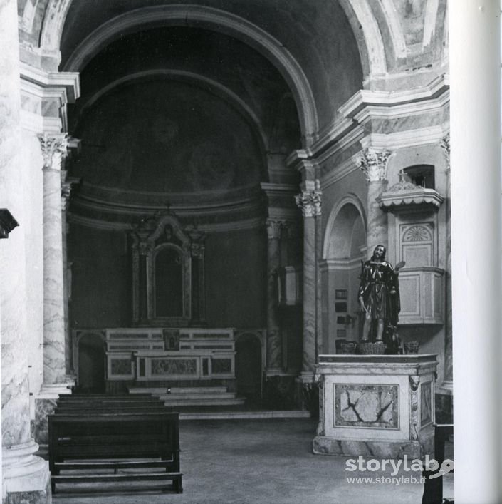 Interno Della Chiesa Di S. Rocco