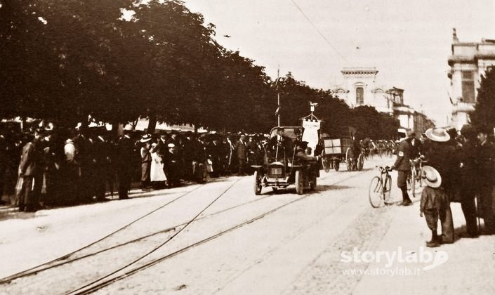 Partenza Corsa Ciclistica