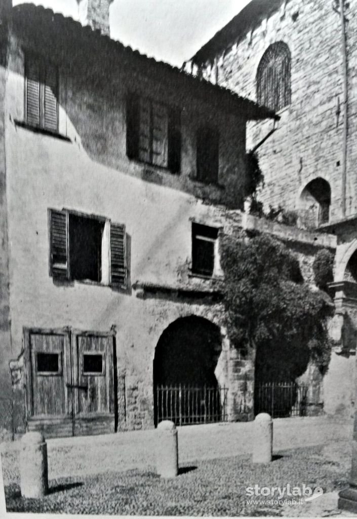 Casa Del Sacrista 