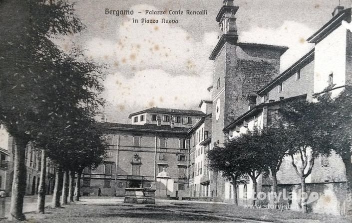 Piazza Mascheroni 1910