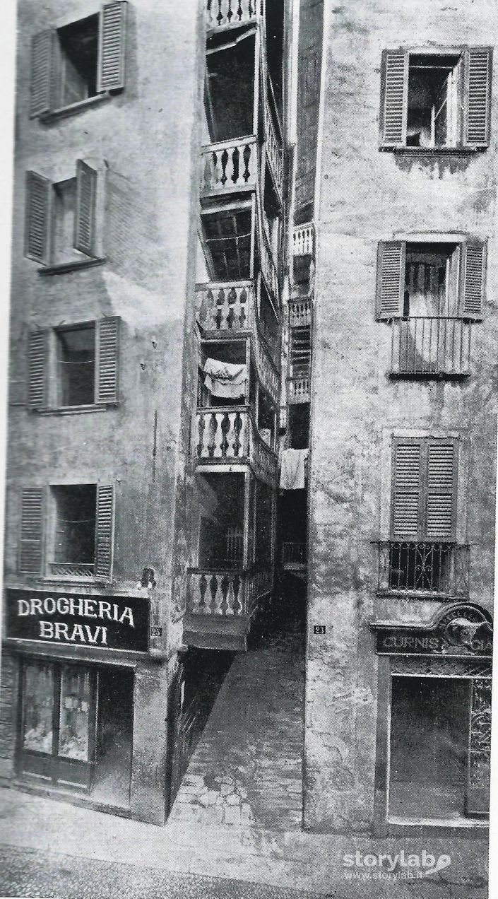 Via Pendezza Città Alta