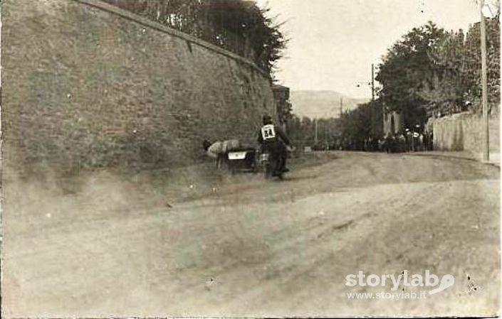 Gara Di Sidecar In Viale Vittorio Emanuele