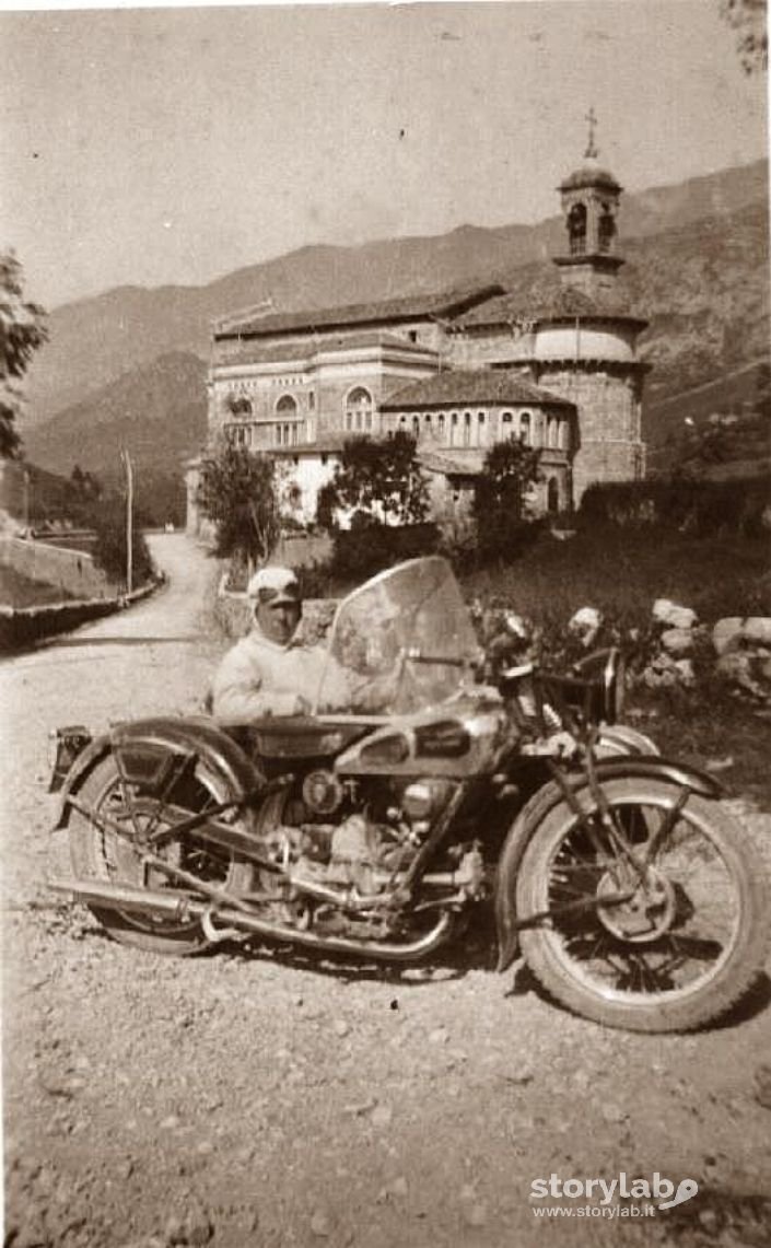 Sidecar Guzzi A Castione Anni 20