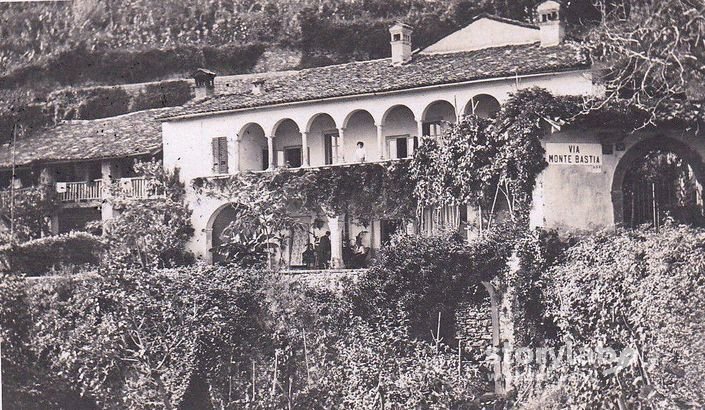 Villa in Via Monte Bastia 