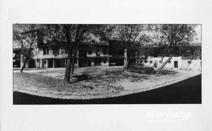 Panoramica di Cascina Castello
