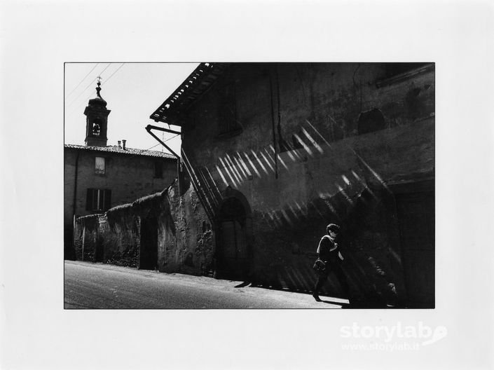La via verso la chiesa