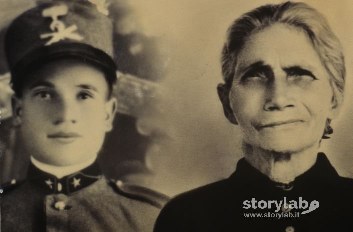 Mamma con soldato