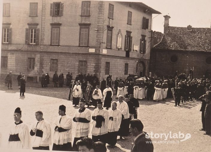 Funerale Don Pesenti