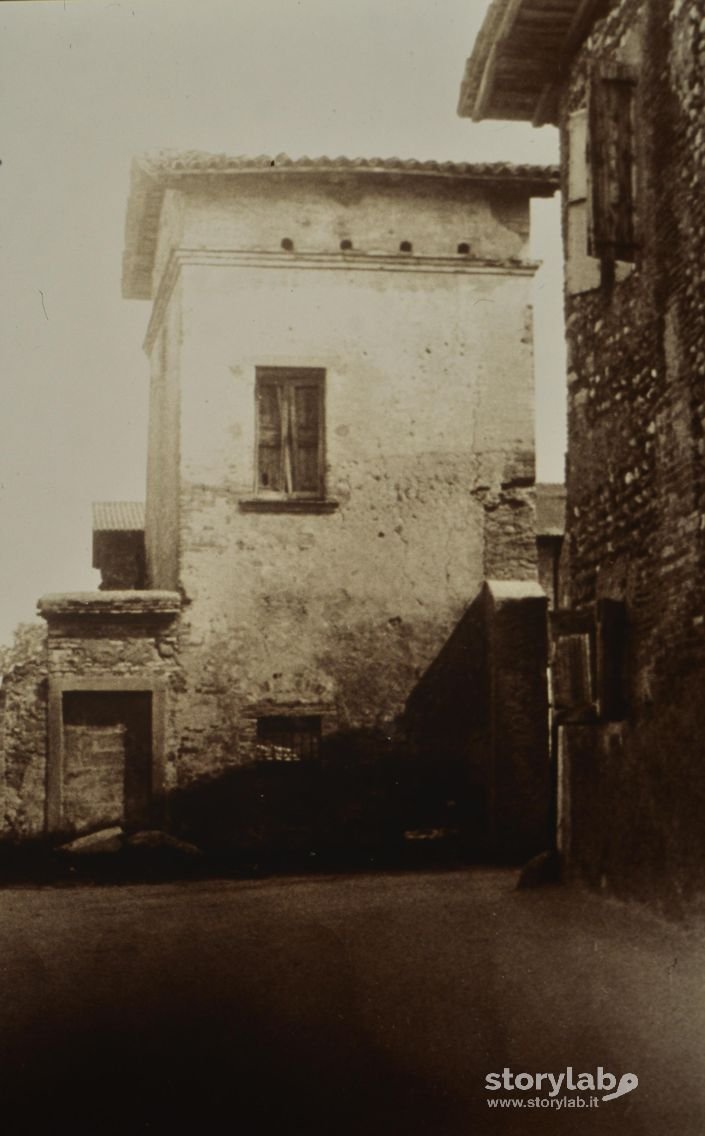 Edifici a Mornico