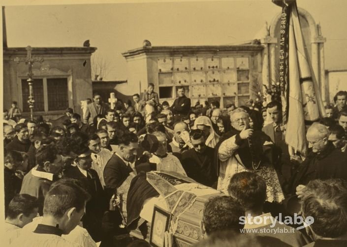 Funerale a Mornico