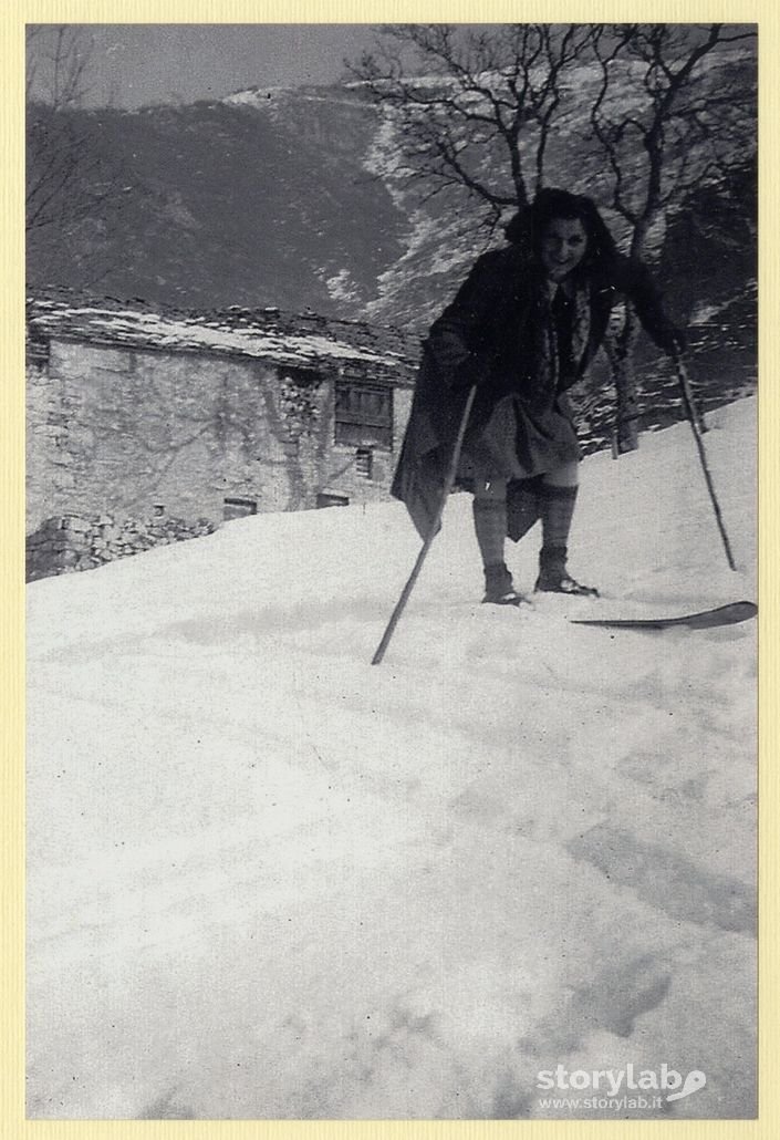 Angela sulla neve