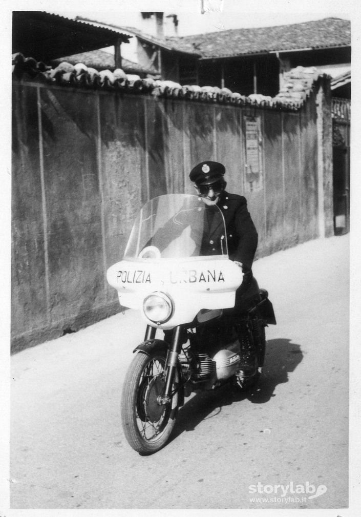 Polizia urbana a Mornico