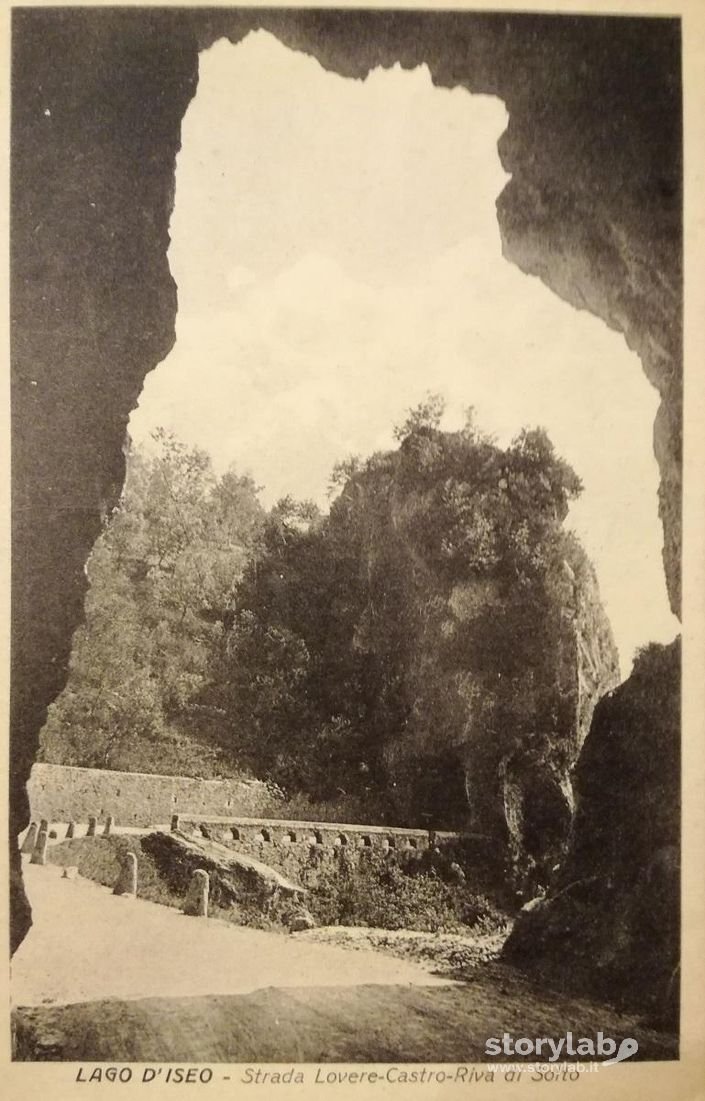 La strada sulla sponda occidentale del lago d'Iseo