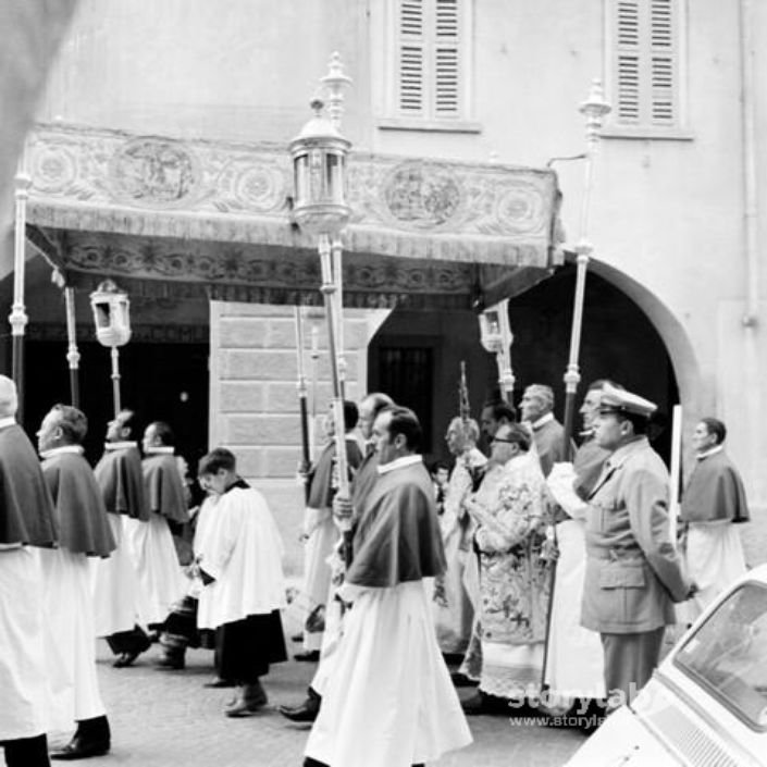 Processione Del Corpus Domini