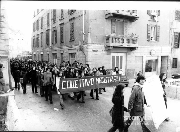 Manifestazione Studentesca Anni '70
