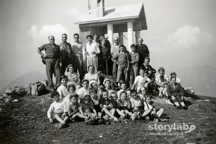 Gita Al Monte Poieto Anni 50