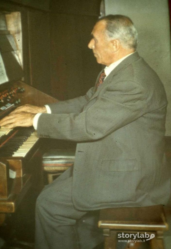 Aquilino Belotti il Maestro nasce nella Parrocchia di Semonte Il 5 Luglio 1908