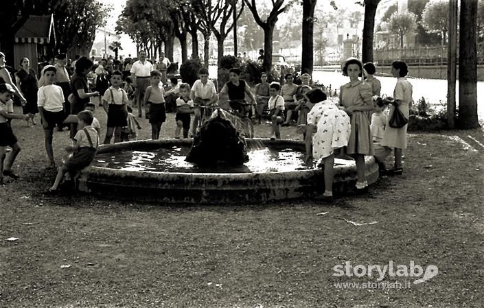 Giardini Pubblici In Viale Gusmini