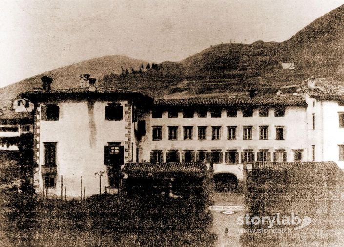 1900-Clusone-Palazzo Della Contessa Clara Carrara Maffeis