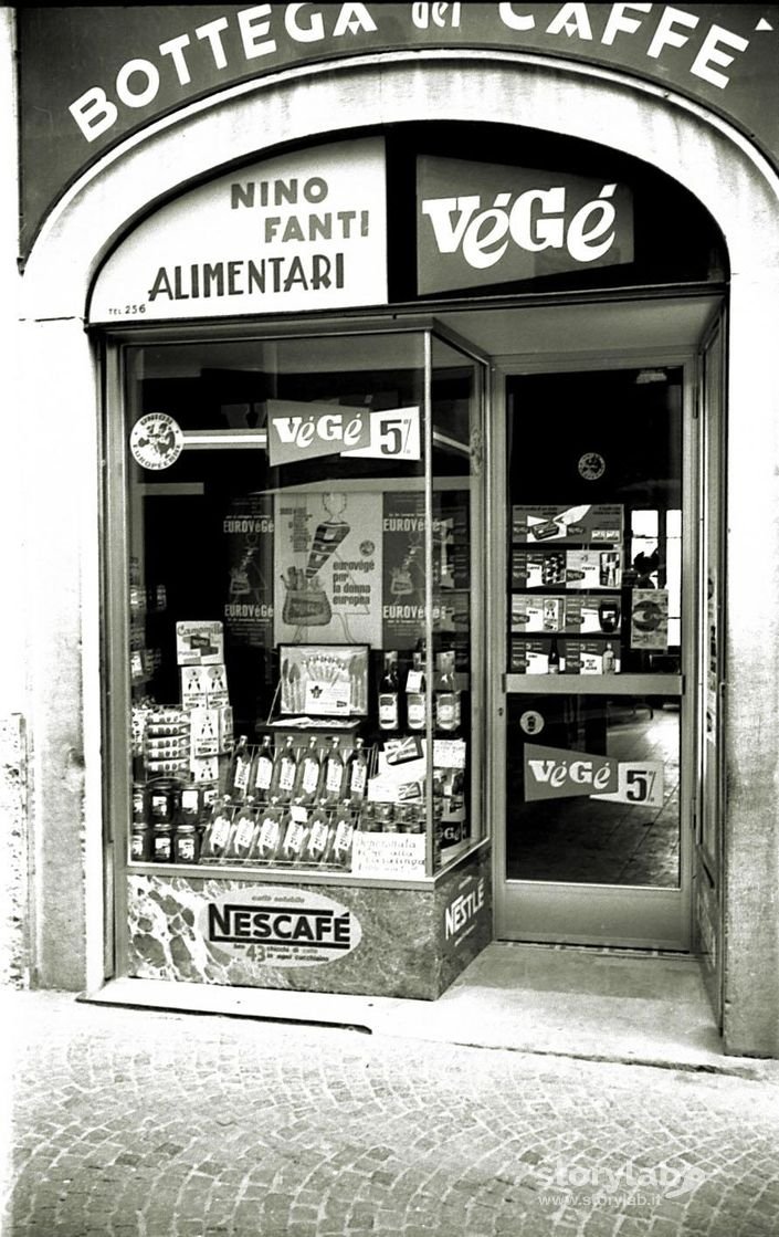 1961-Clusone Via Carpinoni-La Bottega Del Caffe Di Nino Fanti