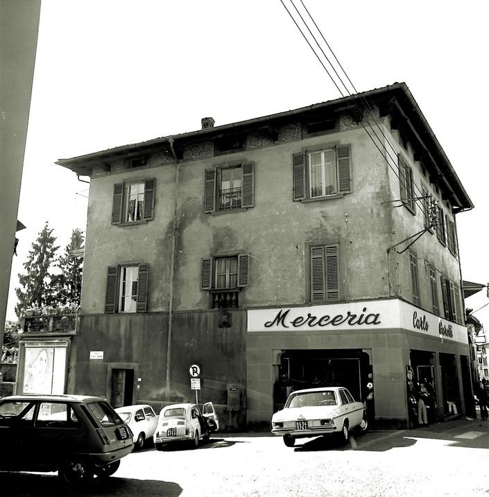 1973-Clusone-Merceria Carlo Baretti In Via Baradello