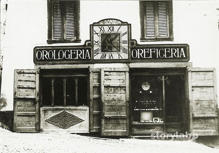 Antica Oreficeria Donadini in Piazza Sant'Andrea