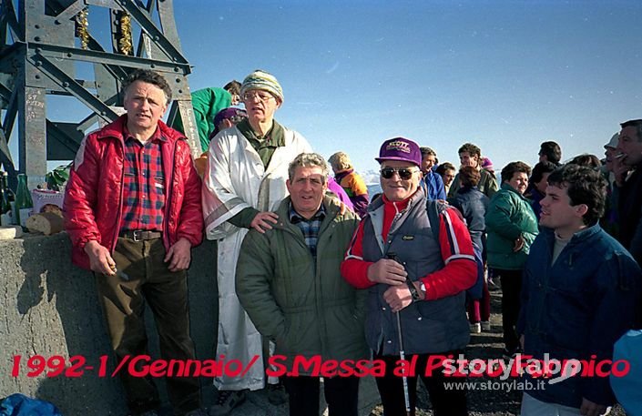 1992-Clusone.In Vetta Al Pizzo Formico