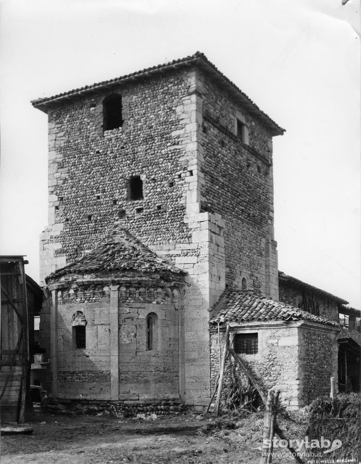 Chiesa Di San Fermo E Rustico A Grignano